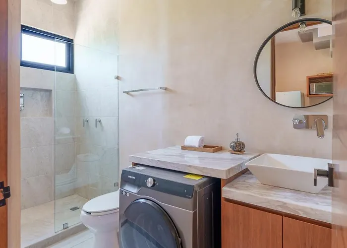 *jungle Ph W/pool, Close To Downtown & Apartamento *