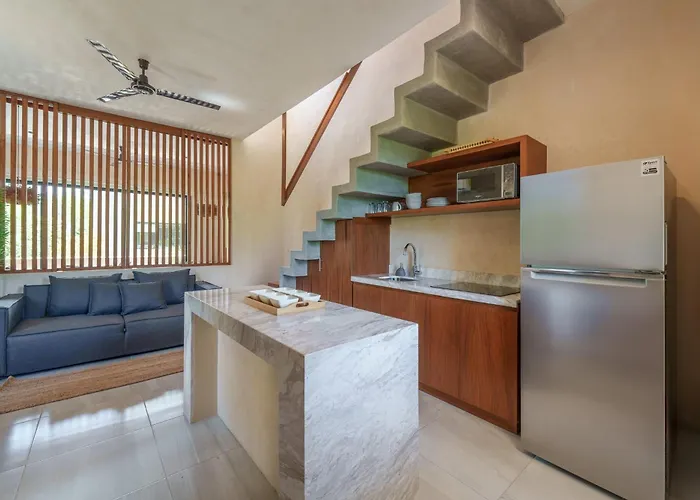 *jungle Ph W/pool, Close To Downtown & Tulum