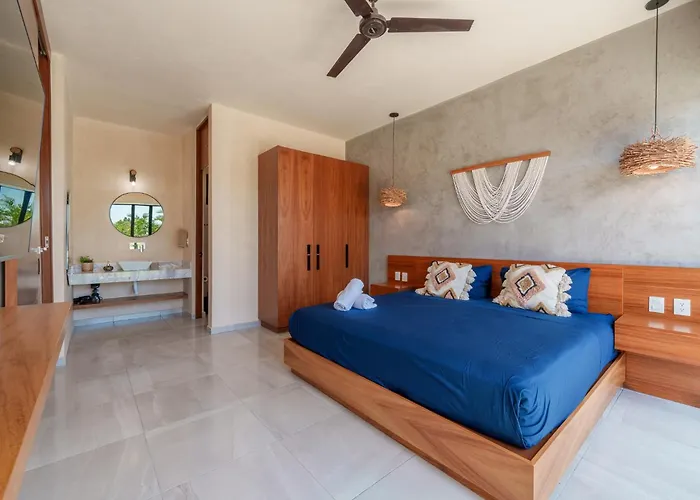 *jungle Ph W/pool, Close To Downtown & * Tulum