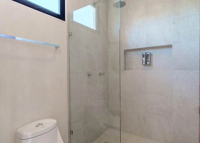 *jungle Ph W/pool, Close To Downtown & Apartamento *